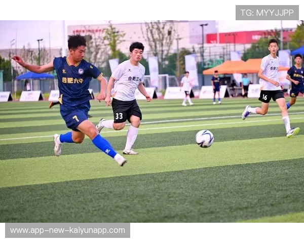 足球赛事是否引入面向青少年的多维数据解读服务，青少年足球现状